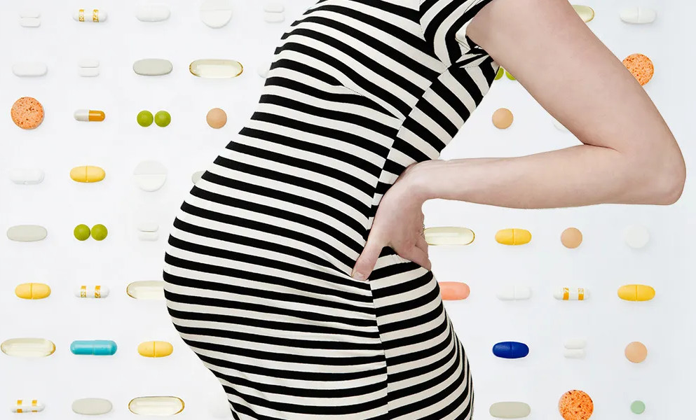 Jakie witaminy w czasie ciąży warto spożywać?